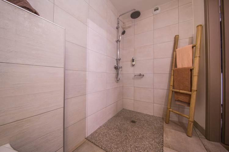 Guesthouse Le Vauban Нёф-Бризах Экстерьер фото