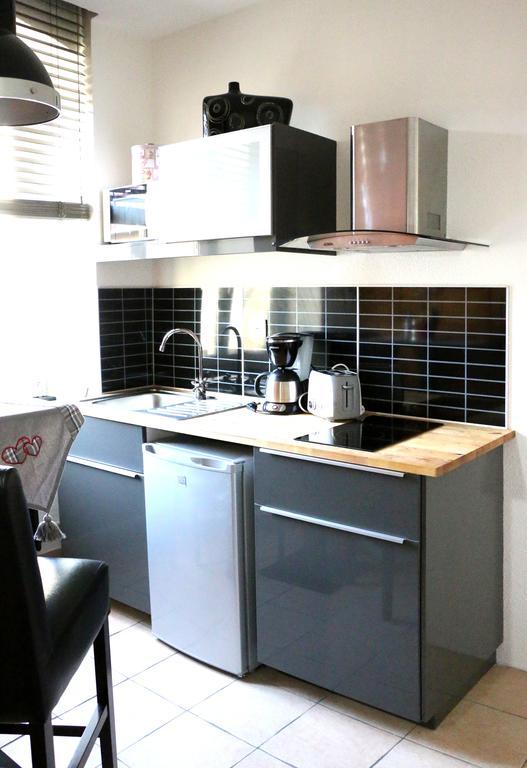 Guesthouse Le Vauban Нёф-Бризах Номер фото